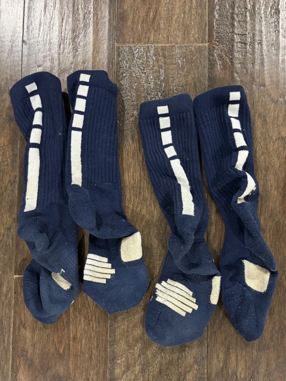 Nike Elite Youth Basketball Navy Crew Athletic Socks with White Accents